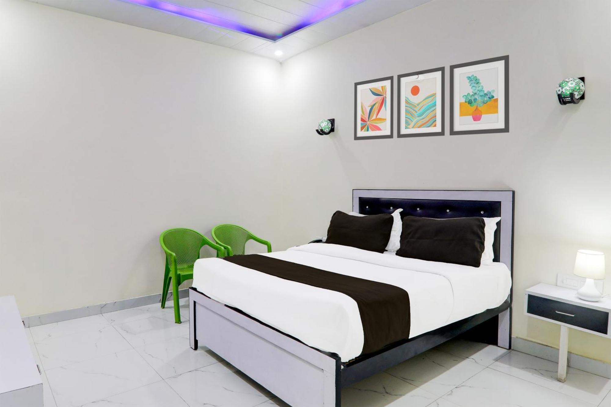 Super Hotel O Banthara Near Airport Banthra Sikandarpur Exterior photo